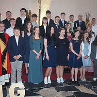25 Jugendliche aus unserer Pfarrei empfingen das Sakrament der Firmung